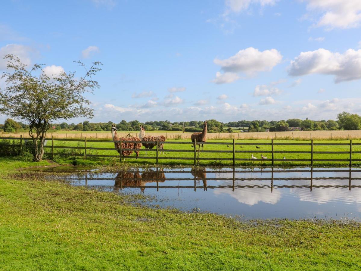 Chequer Stable Villa Brereton Dış mekan fotoğraf
